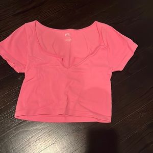 Pink Pacsun seamless notched T-shirt